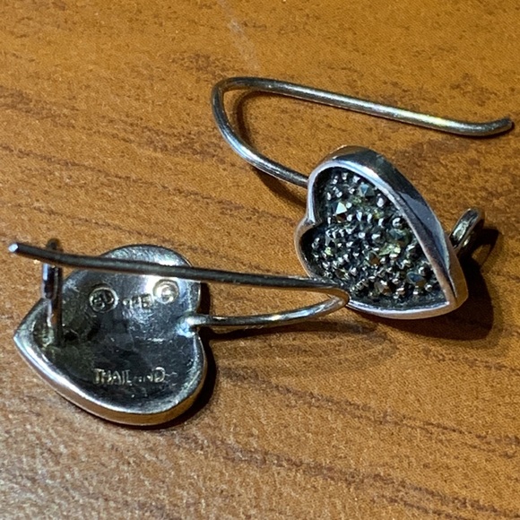 💝Vintage Silver 925 Heart Earrings - Picture 3 of 4